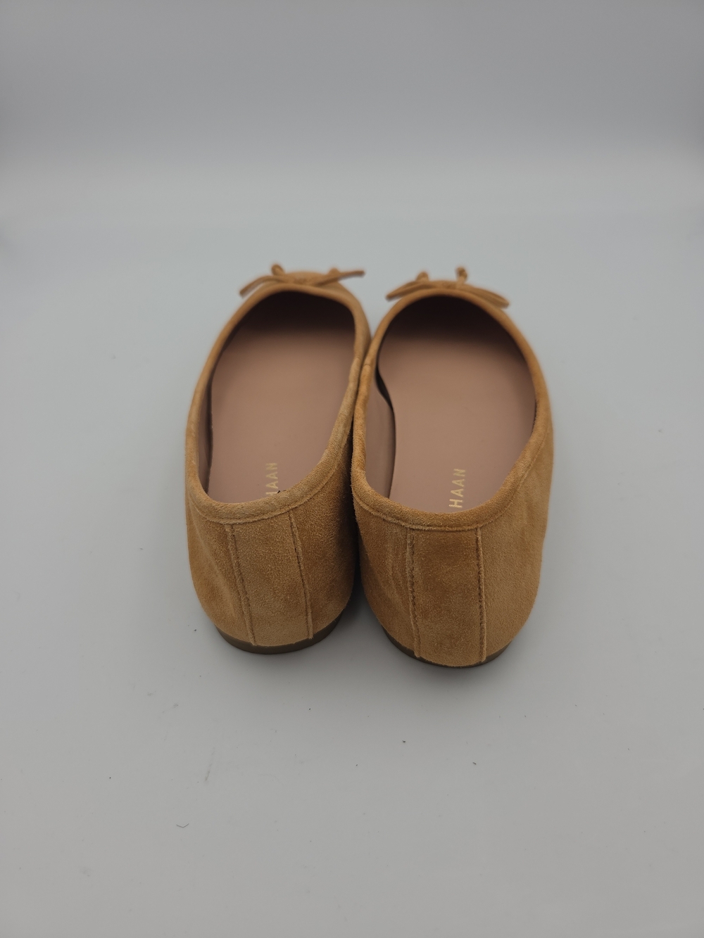 Cole Haan Camel Suede Bow Ballet Flats Size 5.5 - Picture 3 of 6
